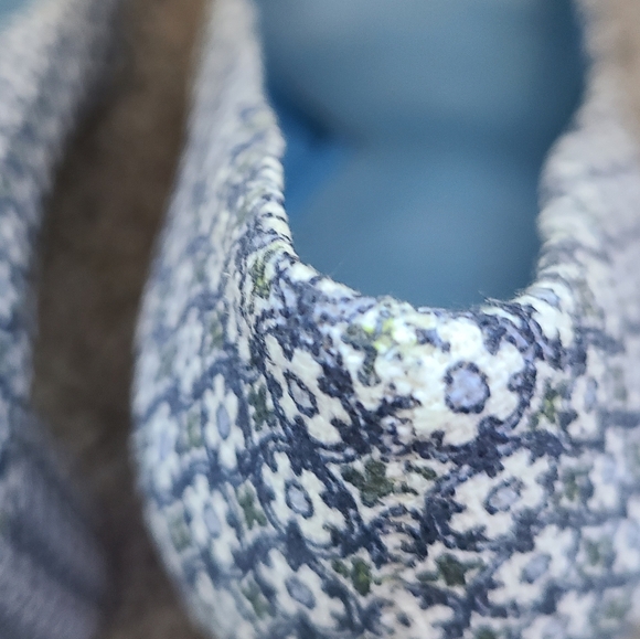 Tory Burch Blue Printed Canvas Ethel Pumps - Picture 7 of 12